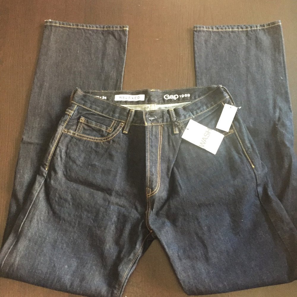 NWT Gap Men's Dark Wash Relaxed Fit Jeans